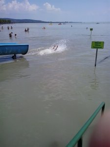 Csobbanás a csúzdáról